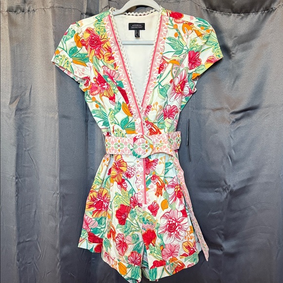 Adrianna Papell Pants - Adrianna Papell Floral V-Neck Romper with Belt
#AD3D105394